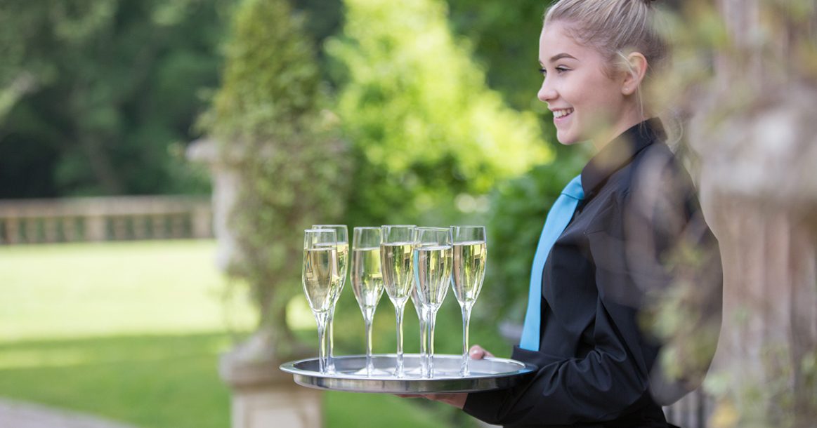 Hospitality and event staffing - Entertain-in